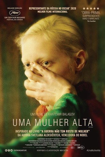 Uma Mulher Alta (2019) [LEG]