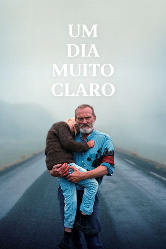 Um Dia Muito Claro (2019) [LEG]